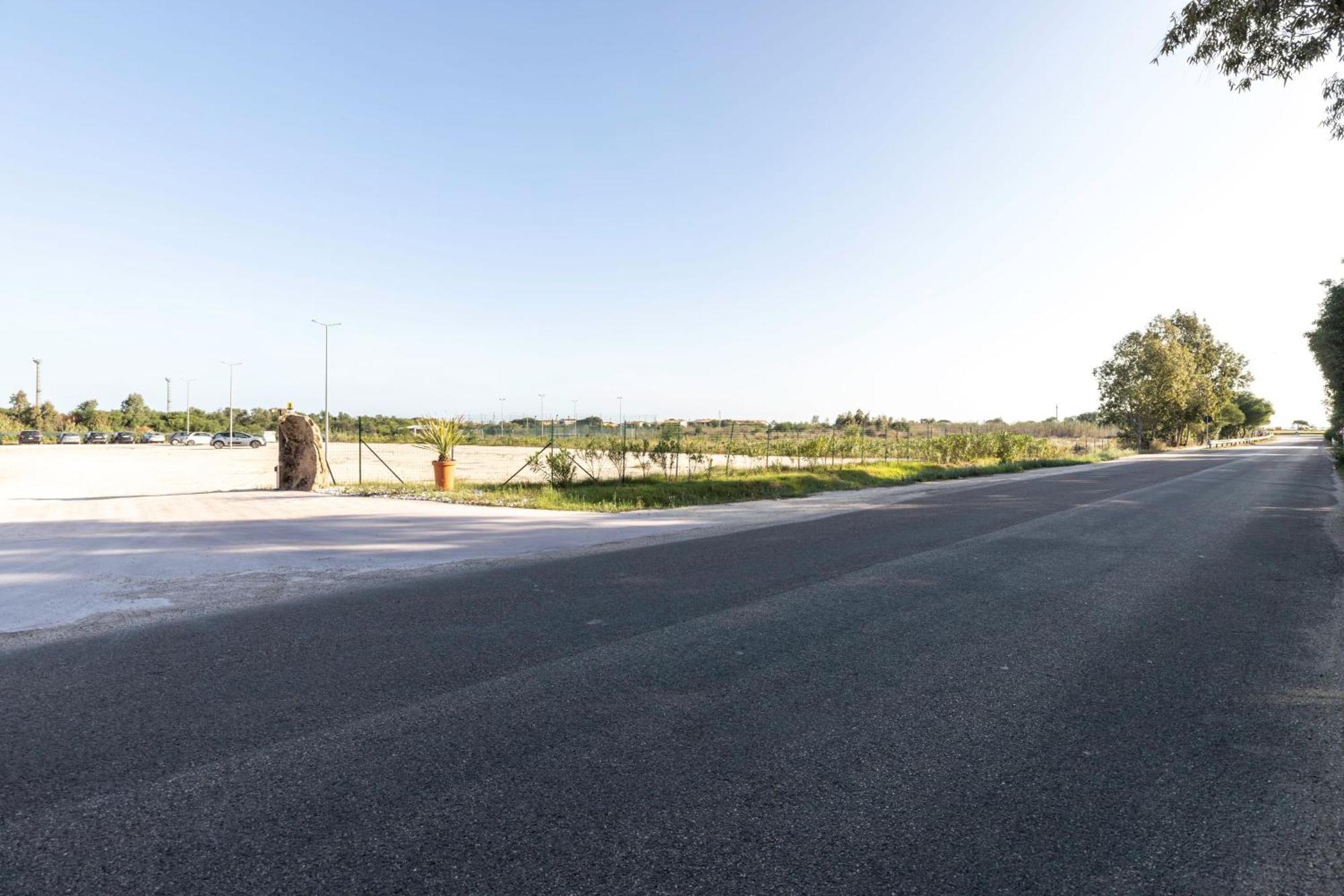 Hotel S'Arena Beach La Caletta Exterior photo